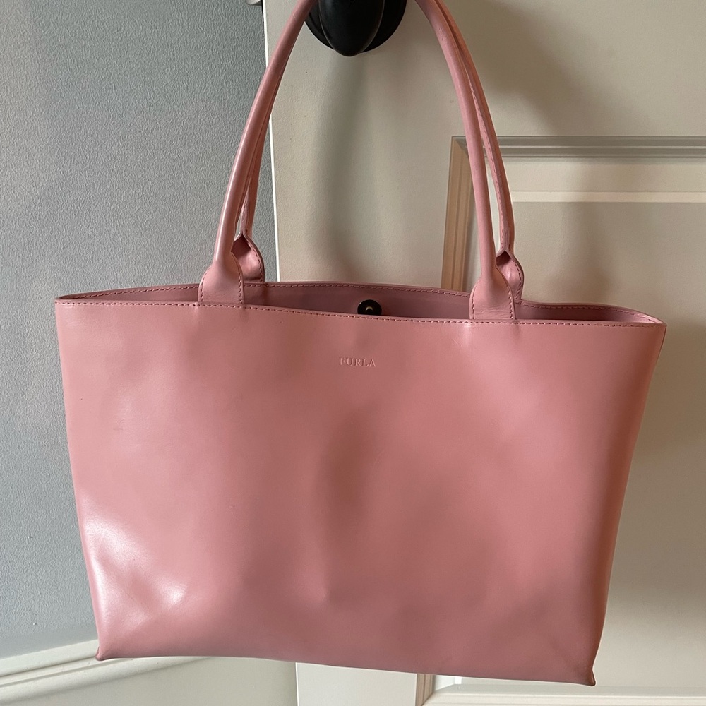 Furla genuine leather vintage pink bucket tote handbag purse
